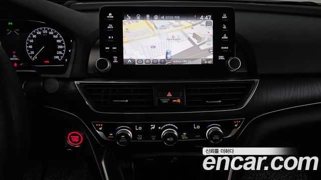 Honda Accord 2018 — photo 20