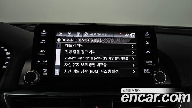 Honda Accord 2018 — photo 29