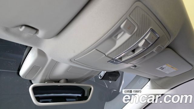 Mercedes-Benz GLE-Class 2017 — photo 17