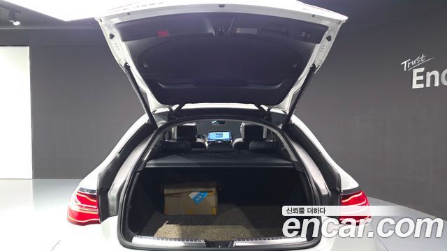 Mercedes-Benz GLE-Class 2017 — photo 20