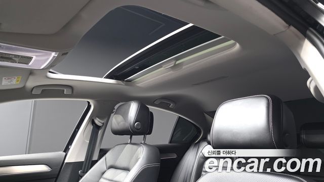 Volkswagen Passat 2021 — photo 24