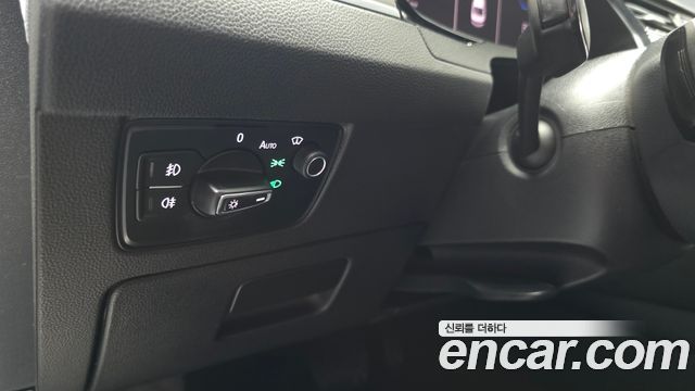 Volkswagen Passat 2021 — photo 29