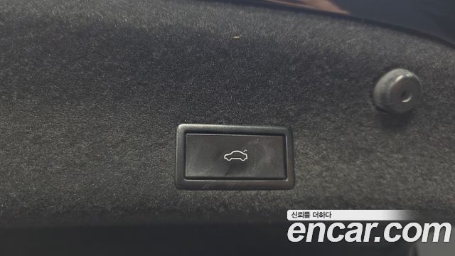 Volkswagen Passat 2021 — photo 30