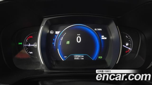 Renault Korea QM6 2017 — photo 11