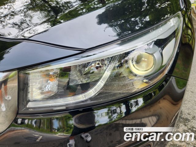 Kia Canival 2016 — photo 9