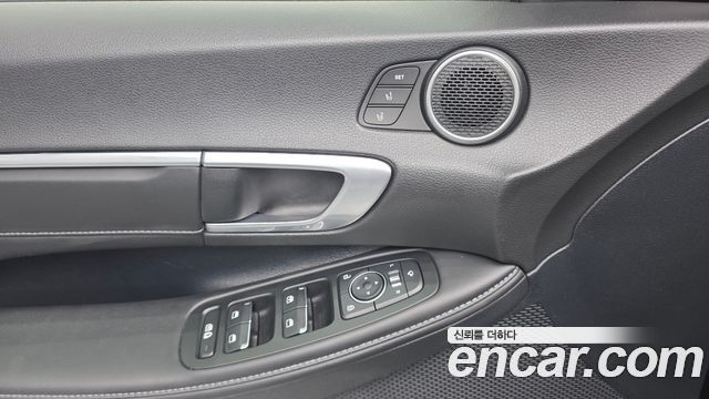Hyundai Sonata 2020 — photo 11