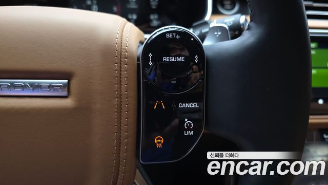 Land Rover Range Rover 2022 — photo 24
