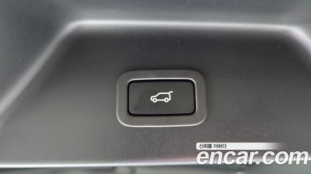 Land Rover Range Rover 2022 — photo 27