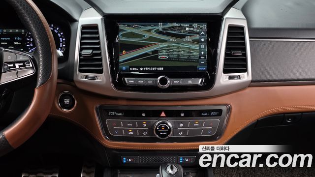 KG Mobility Rexton 2019 — photo 19