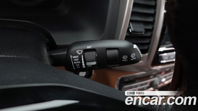 KG Mobility Rexton 2019 — photo 24