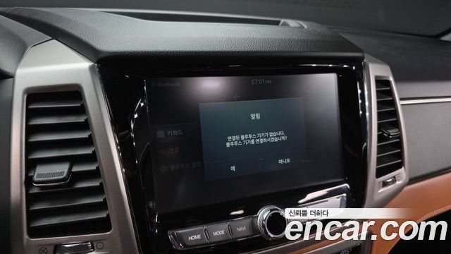 KG Mobility Rexton 2019 — photo 27