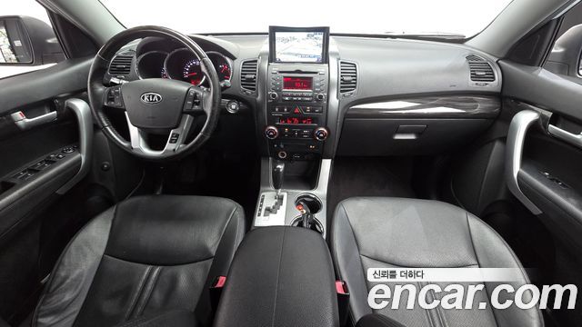 Kia Sorento 2010 — photo 7