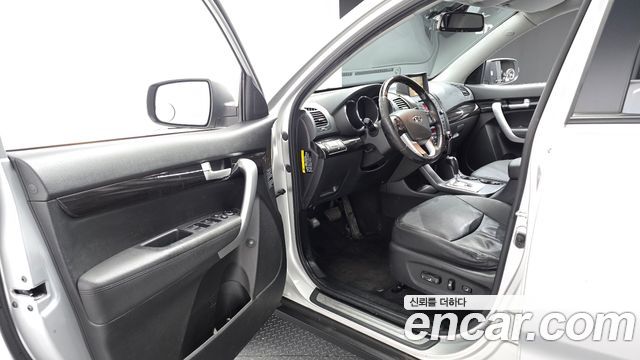 Kia Sorento 2010 — photo 10