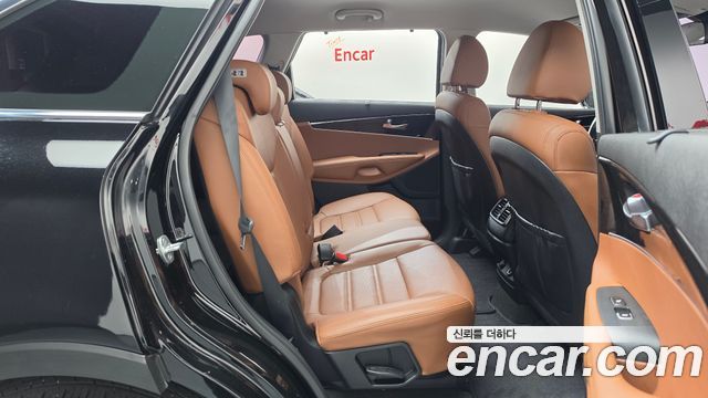 Kia Sorento 2019 — photo 12