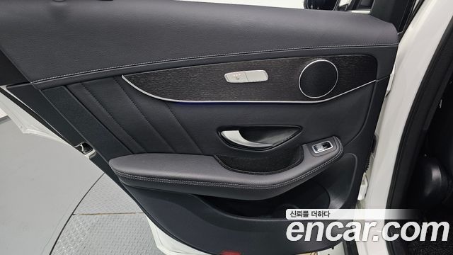 Mercedes-Benz GLC-Class 2021 — photo 15