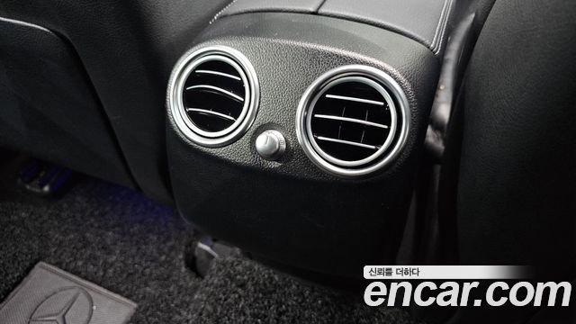 Mercedes-Benz GLC-Class 2021 — photo 31