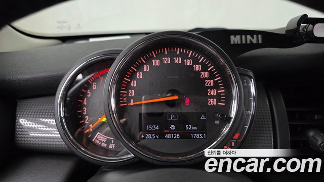 Mini Cooper 2019 — photo 11