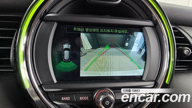 Mini Cooper 2019 — photo 20