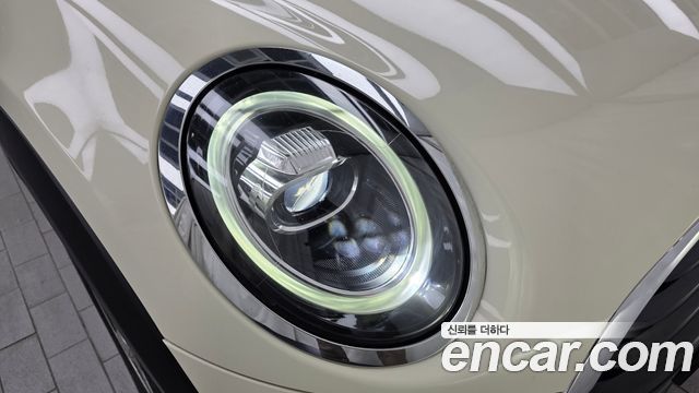 Mini Cooper 2019 — photo 8