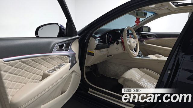 Genesis G70 2019 — photo 13