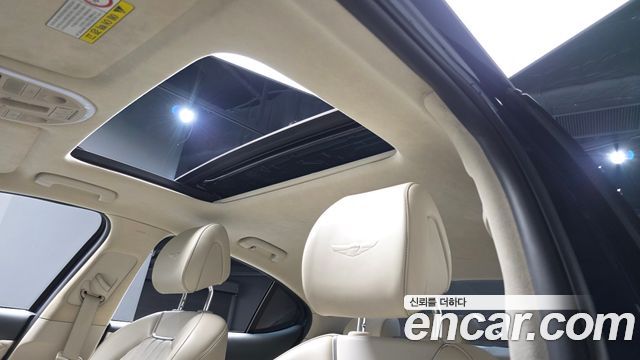 Genesis G70 2019 — photo 22