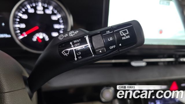 Kia Canival 2023 — photo 22