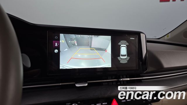 Kia Canival 2023 — photo 24
