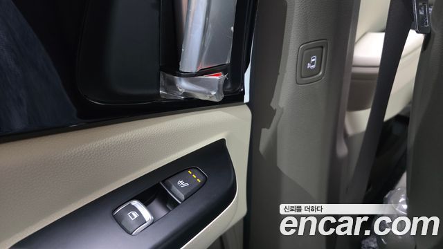 Kia Canival 2023 — photo 27