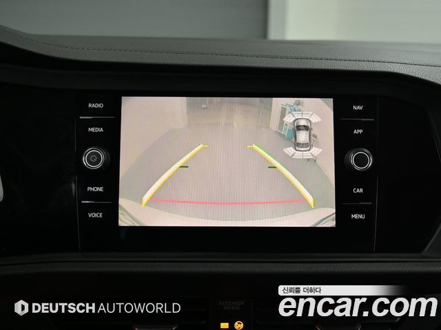 Volkswagen Jetta 2021 — photo 15