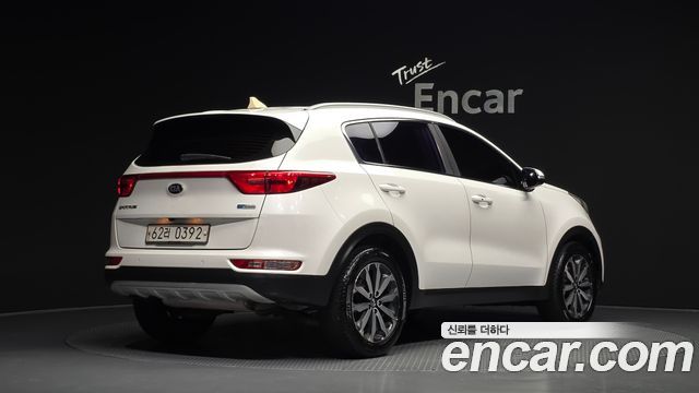 Kia Sportage 2016 — photo 2
