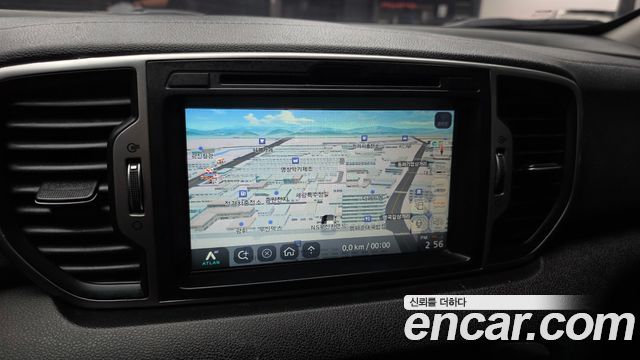 Kia Sportage 2016 — photo 14