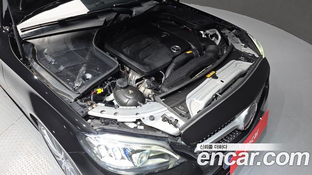 Mercedes-Benz C-Class 2023 — photo 6