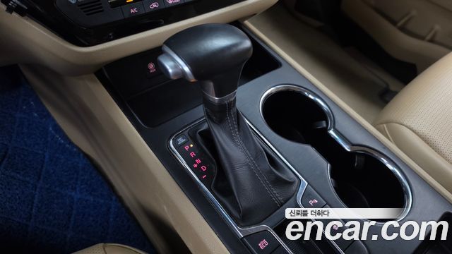 Kia Canival 2019 — photo 9