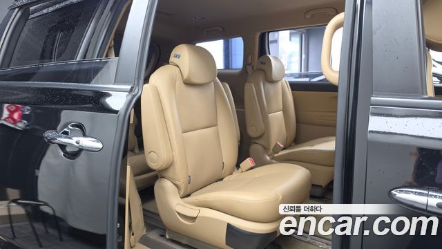 Kia Canival 2019 — photo 12