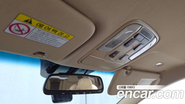 Kia Canival 2019 — photo 17