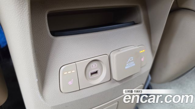 Kia Canival 2019 — photo 19