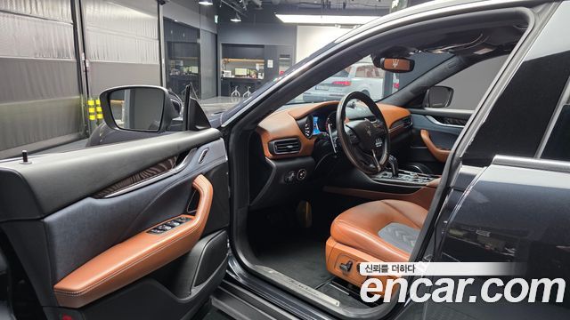 Maserati Levante 2020 — photo 13