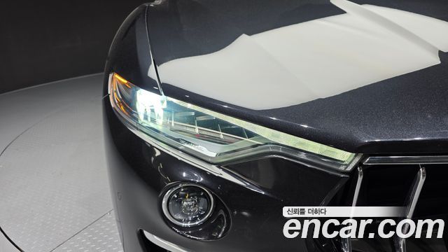 Maserati Levante 2020 — photo 8