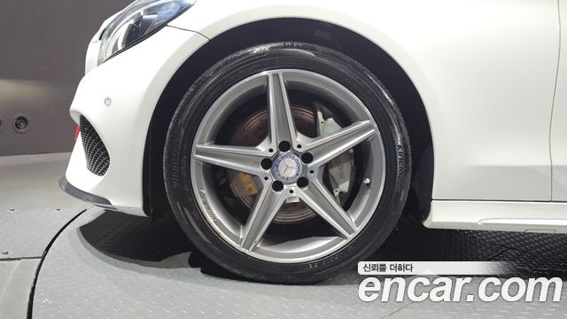 Mercedes-Benz C-Class 2017 — photo 5