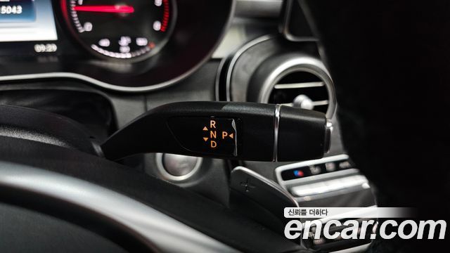 Mercedes-Benz C-Class 2017 — photo 9