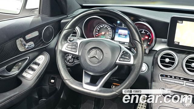 Mercedes-Benz C-Class 2017 — photo 12