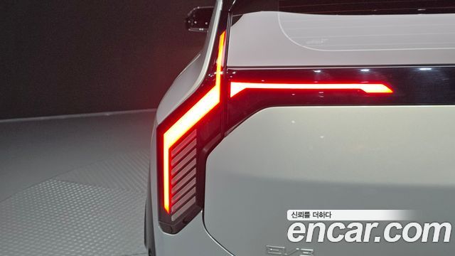 Kia EV3 2025 — photo 9