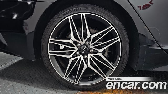 Kia Stinger 2022 — photo 7