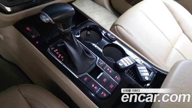 Kia Canival 2020 — photo 9