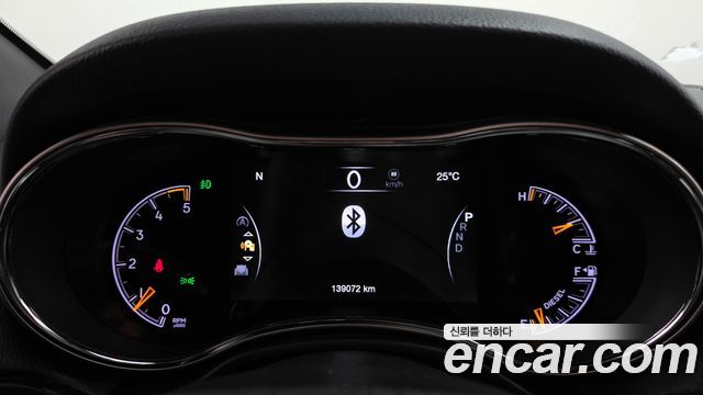 Jeep Cherokee 2016 — photo 8