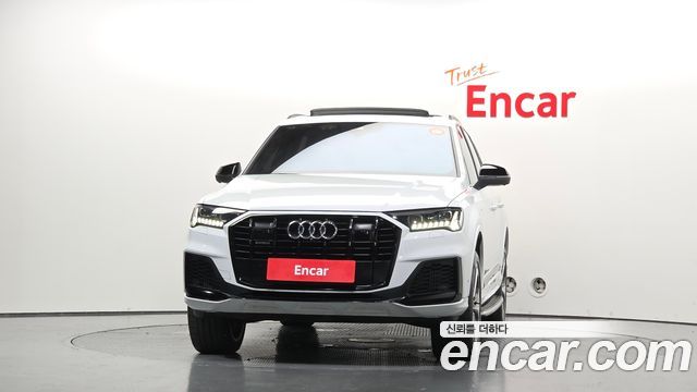 Audi Q7 2023 — photo 3