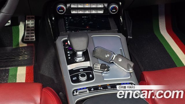 Kia Stinger 2020 — photo 9