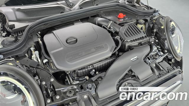 Mini Cooper 2024 — photo 6