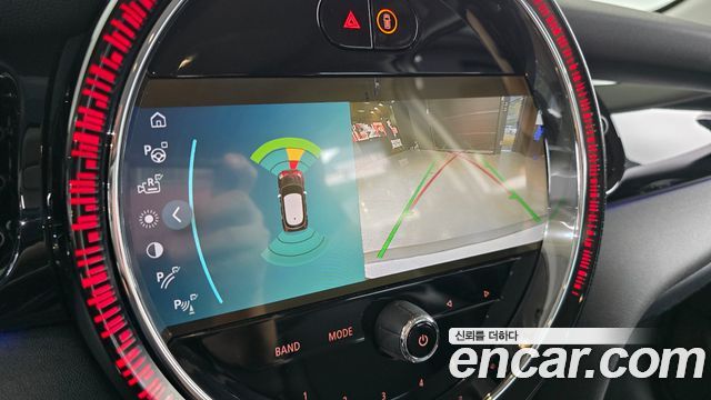 Mini Cooper 2024 — photo 15