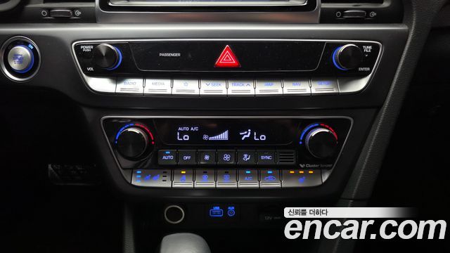 Hyundai Sonata 2020 — photo 22